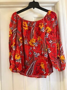 Unique Spectrum Red Paisley Floral Off-Shoulder Blouse
